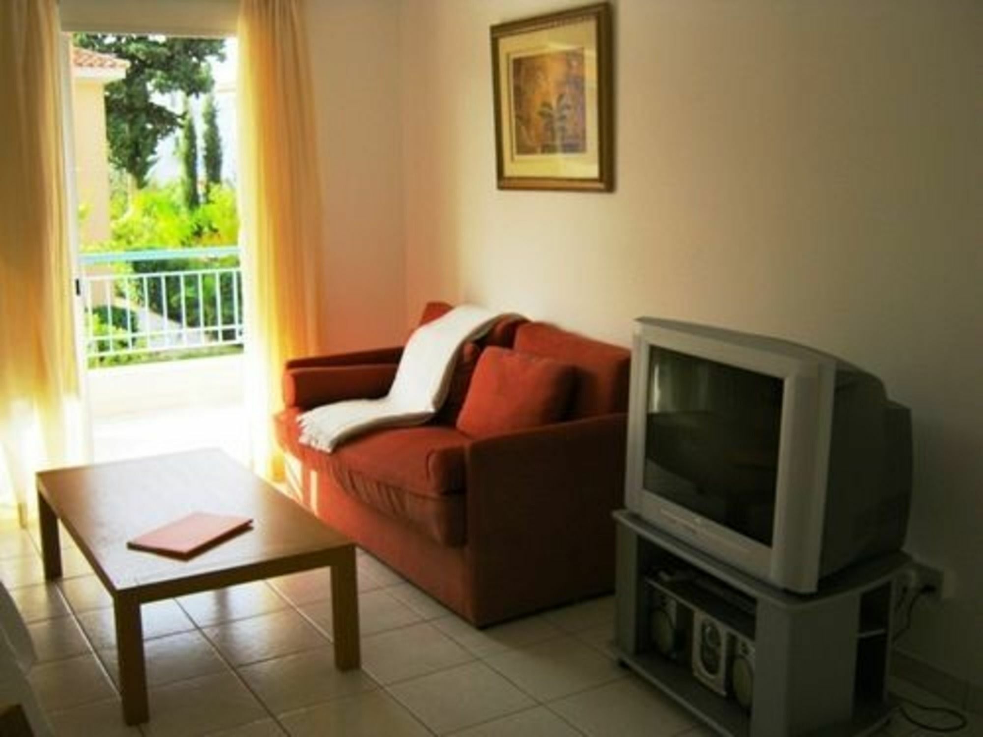 Francis Apartments Larnaca Esterno foto